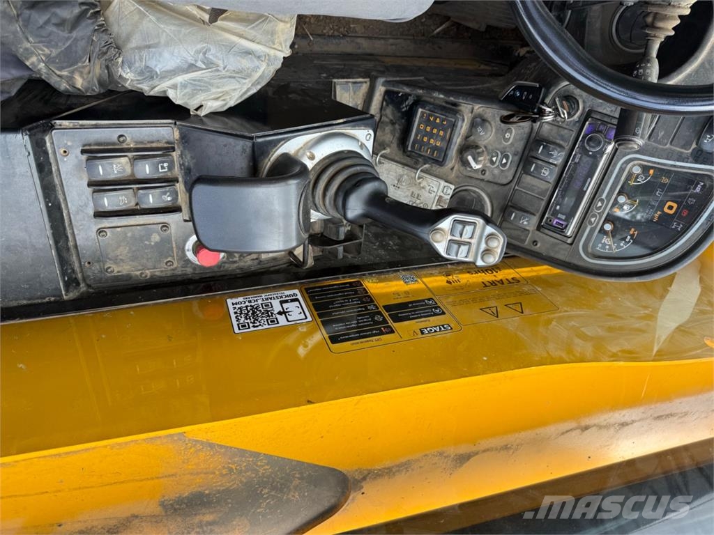 JCB 540-170 Teleskopiniai krautuvai