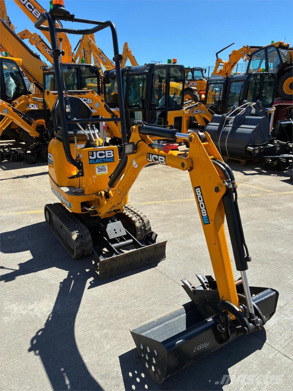 JCB 8008E معدات البناء - غير ذلك