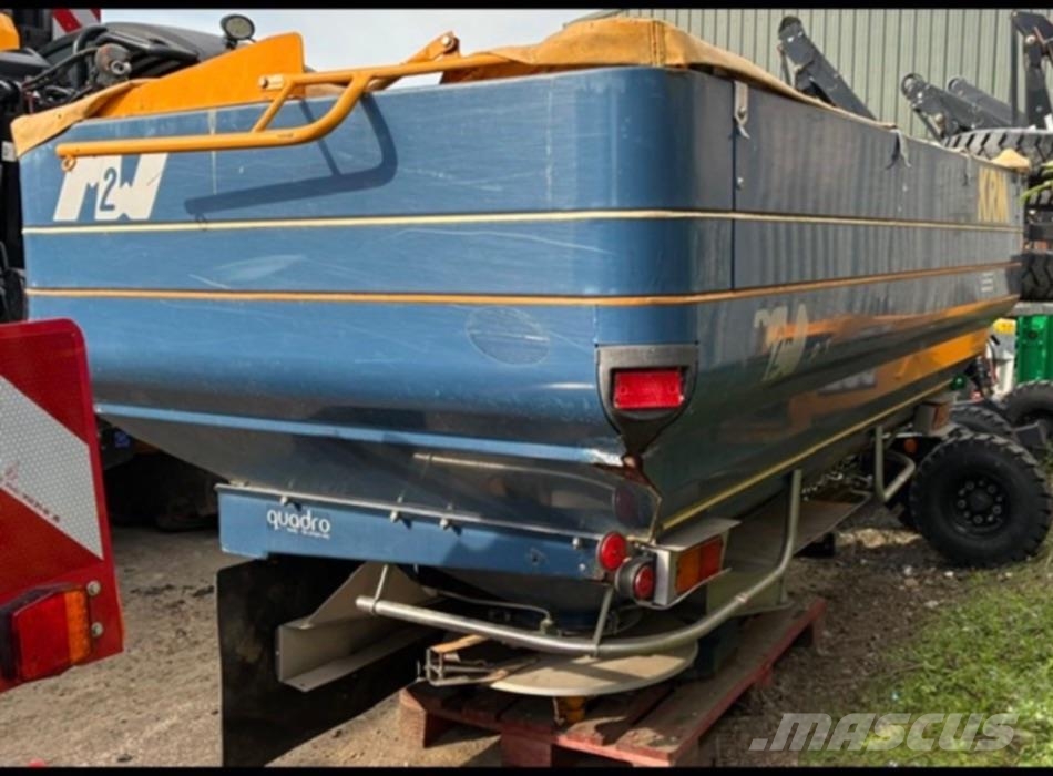Krm 105 BREDAL SPREADER Remolques esparcidores de estiércol