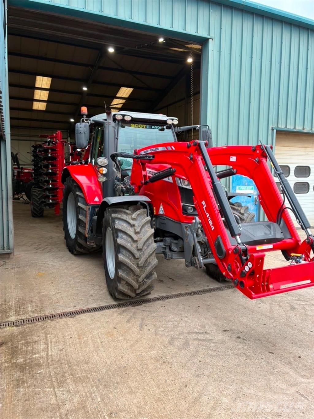 Massey Ferguson 6718S EXC 拖拉机/农用车