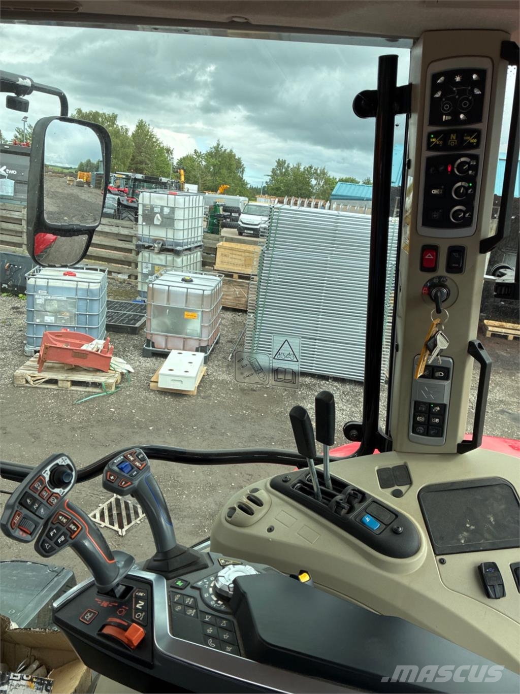 Massey Ferguson FERGUSON 6S 180 DYNA-6 拖拉机/农用车