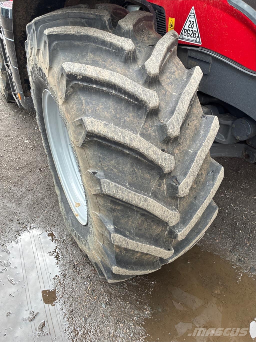 Massey Ferguson FERGUSON 6S 180 DYNA-6 拖拉机/农用车