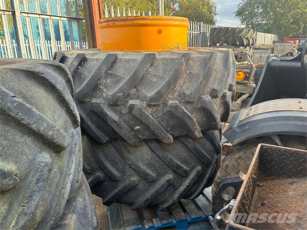 STOCK-AG FASTRAC DUAL WHEELS 4220 Ostale poljoprivredne mašine