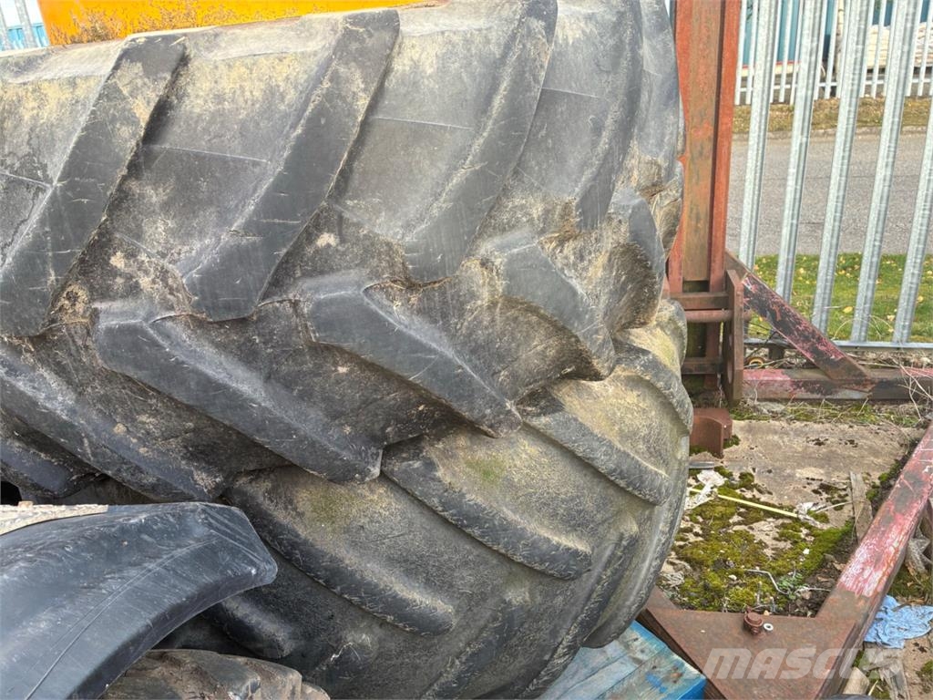 STOCK-AG FASTRAC DUAL WHEELS 4220 Ostale poljoprivredne mašine