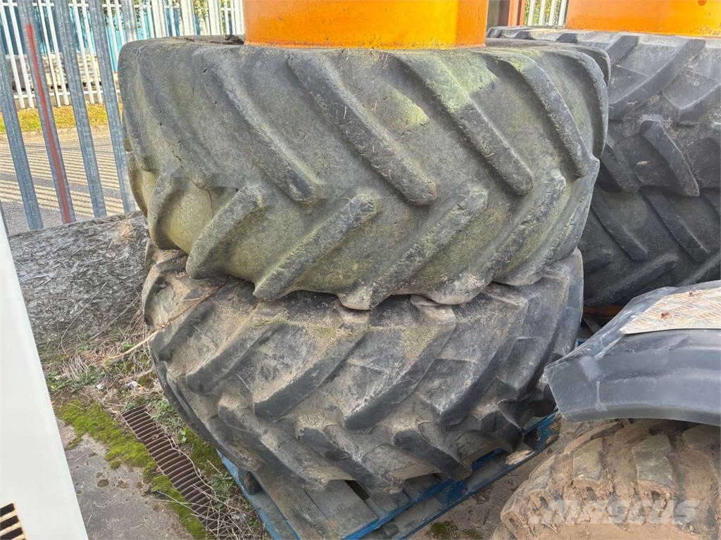 STOCK-AG FASTRAC DUAL WHEELS 4220 Ostale poljoprivredne mašine