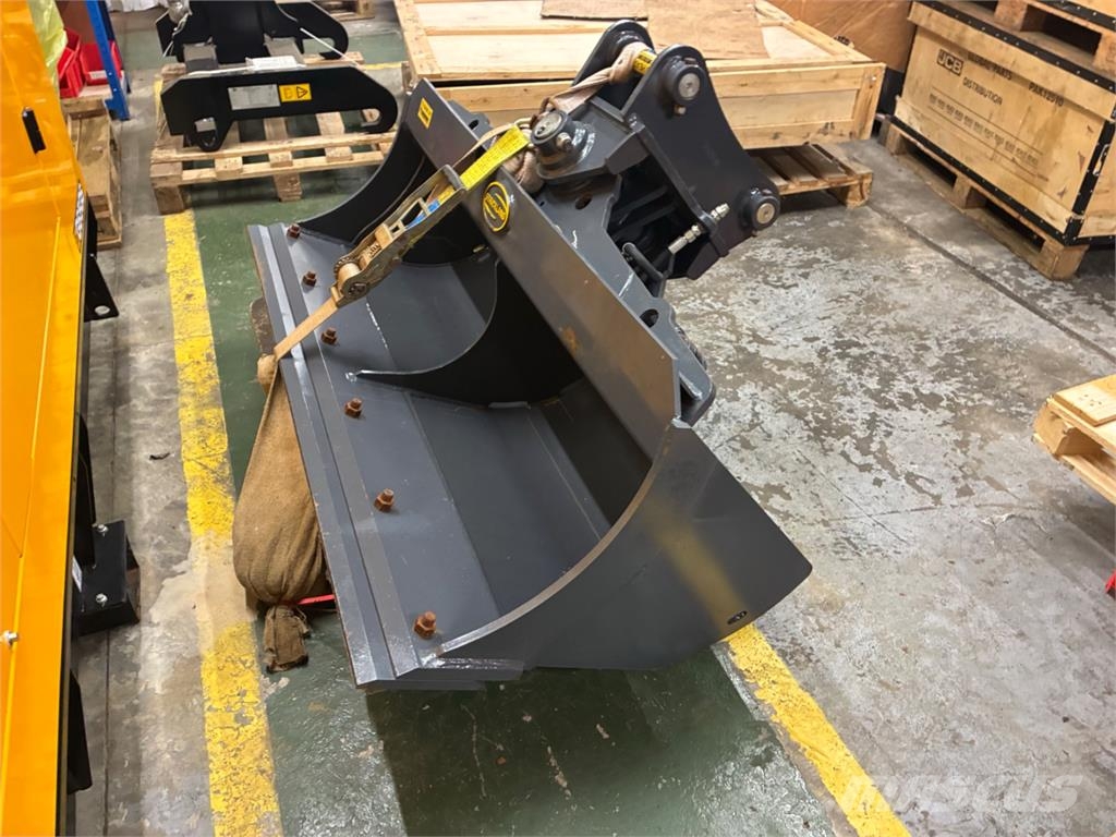 Strickland JCB86C Construction - Others
