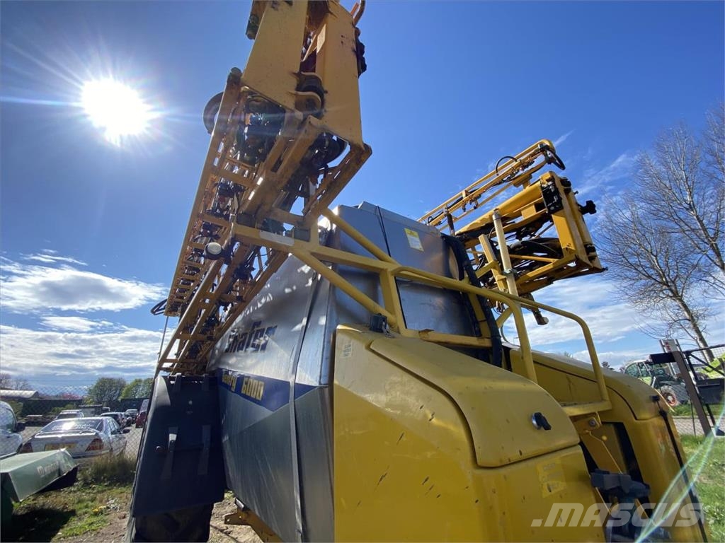 Chafer 6000 LITRE FERT SPREADER Skystų trąšų purkštuvai