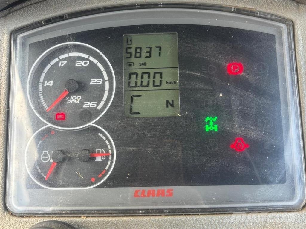 CLAAS ARION 630 Traktorit
