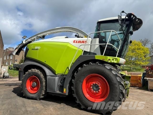 CLAAS JAGUAR 970 Прицепные кормоуборочные комбайны
