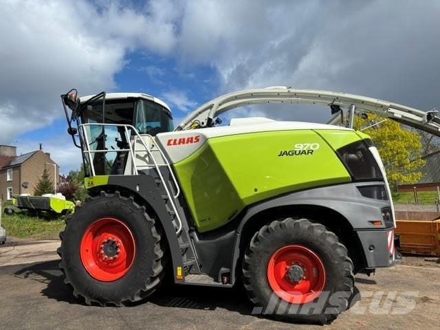 CLAAS JAGUAR 970 Прицепные кормоуборочные комбайны