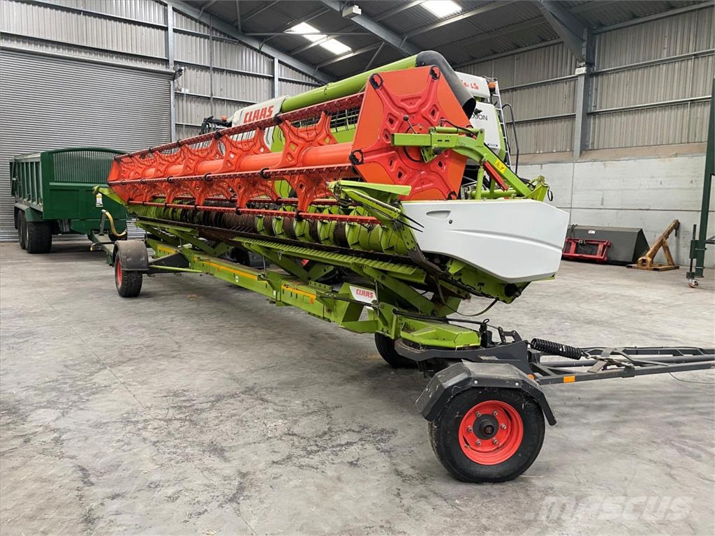 CLAAS LEXION 760 M 4WD Moissonneuse batteuse
