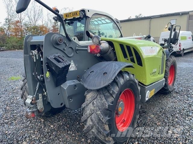 CLAAS SCORPION 7035 معدات مناولة لأغراض الزراعة