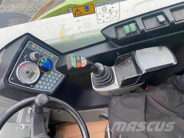 CLAAS SCORPION 7044 Ładowarki rolnicze