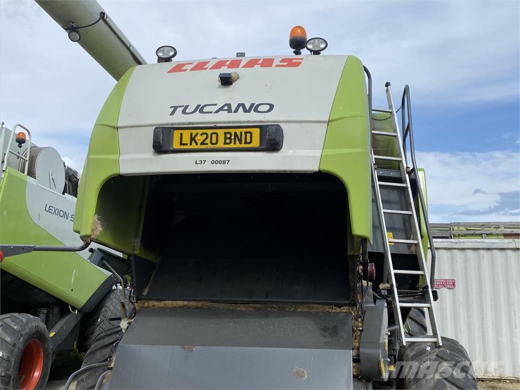 CLAAS TUCANO 580 4WD Combine harvesters