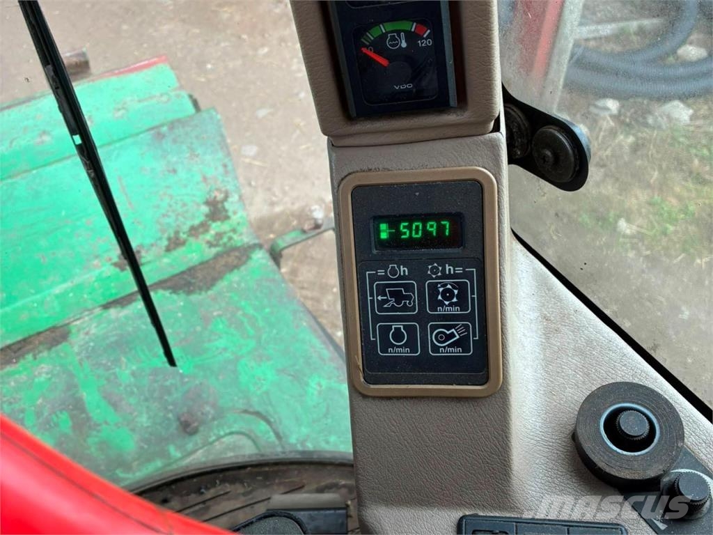 John Deere 2266 コンバイン