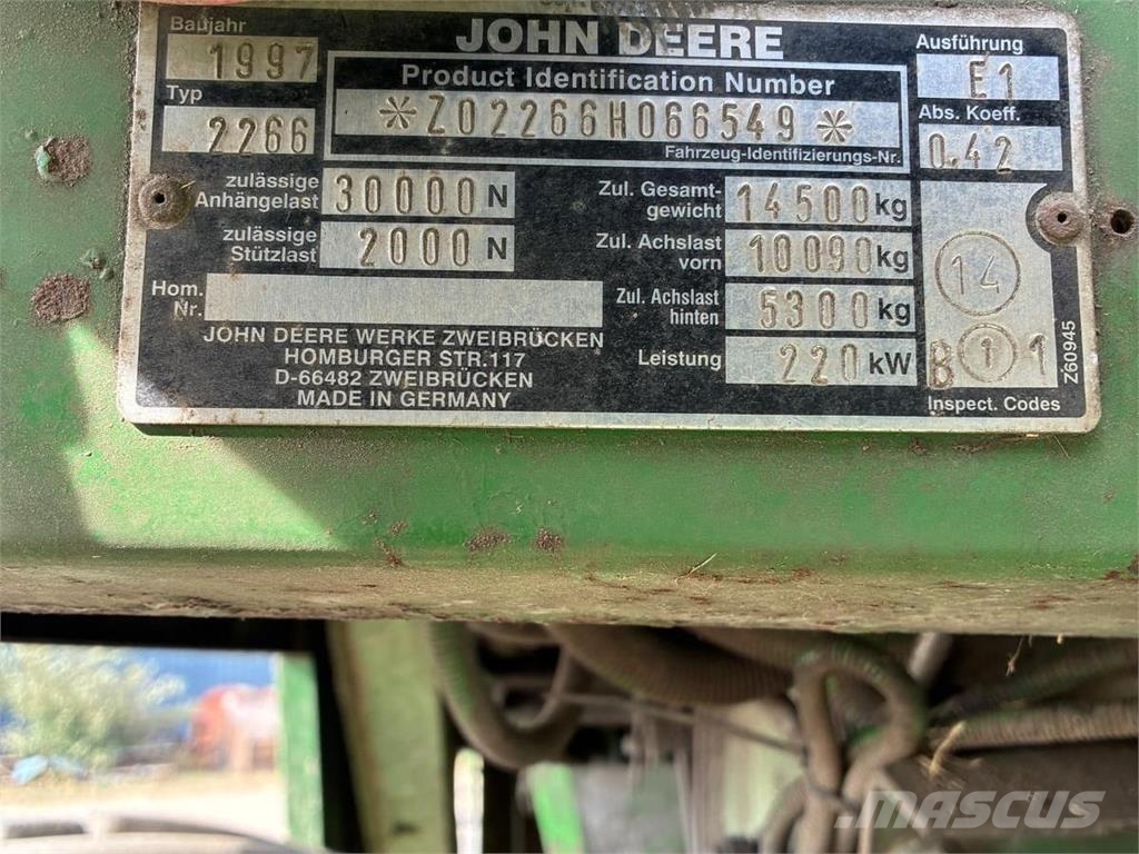 John Deere 2266 Mähdrescher