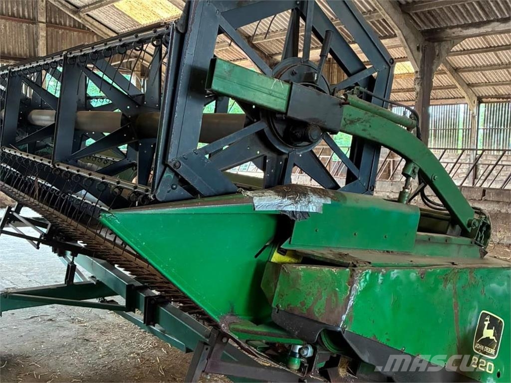 John Deere 2266 Mähdrescher