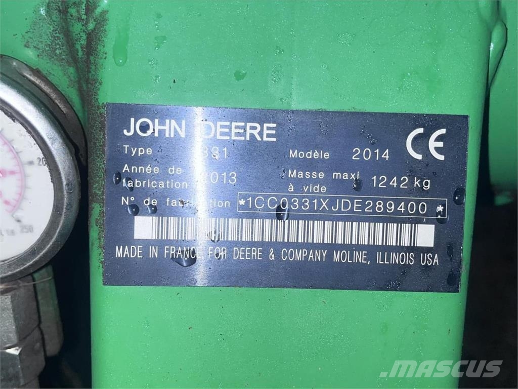 John Deere USED 331 MOWER CON حصادات الأعلاف