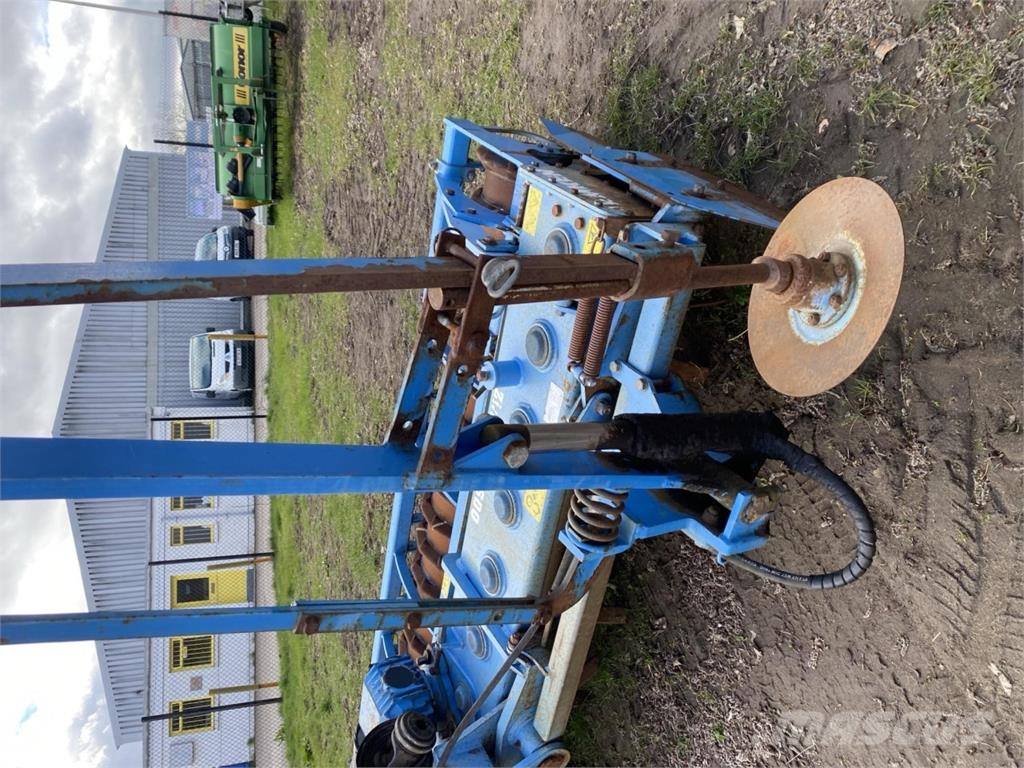 Lemken POWER HARROW Прочее почвообрабатывающее оборудование