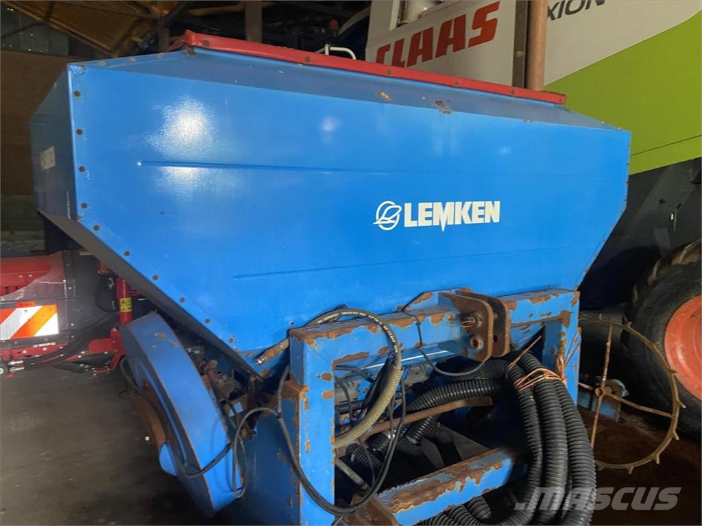 Lemken SOLITAIR 8 FRONT HOPPER Other tillage machines and accessories
