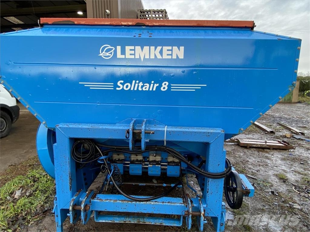 Lemken SOLITAIR 9 Liquid fertilizer applicators