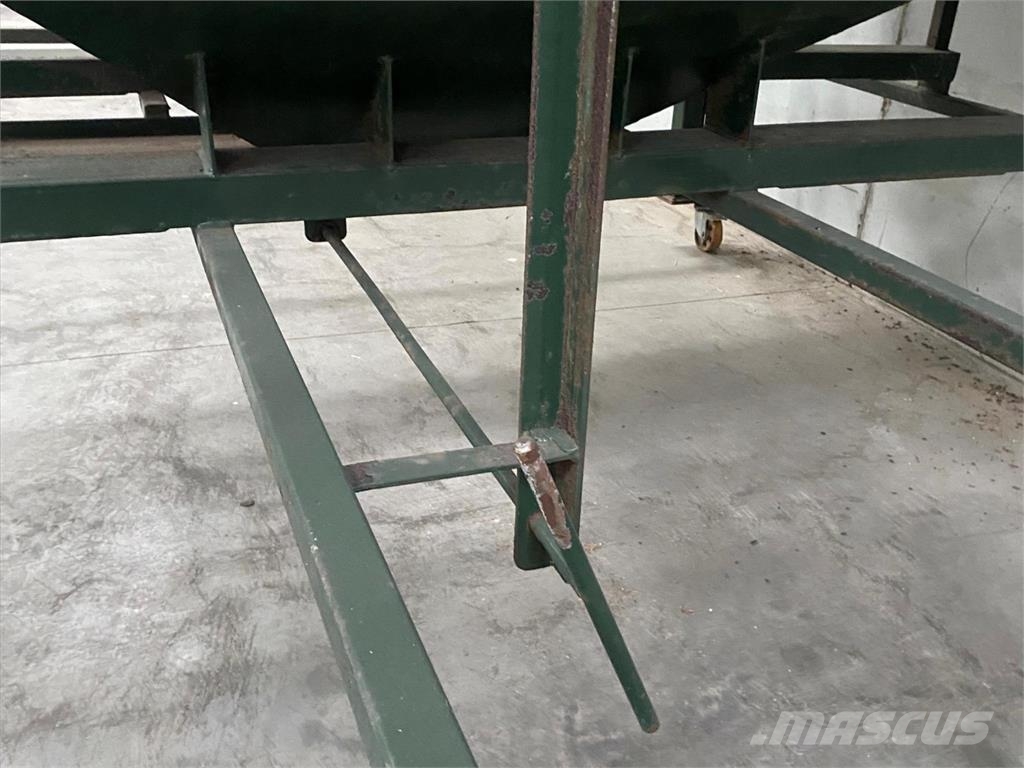 Misc. 4X4 METER Maszyny rolnicze - Inne