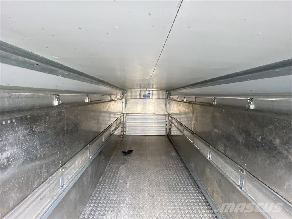 Misc. IFOR WILLIAMS 16FT LIVESTOCK TRAILER Прочие сельхоз-прицепы