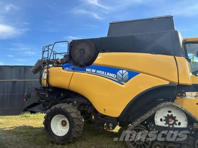 New Holland CR 9080 Combine harvesters