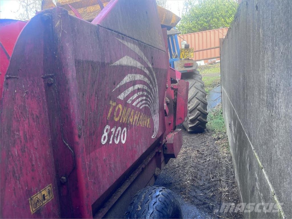 TEAGLE TOMAHAWK 8100 حصادات الأعلاف
