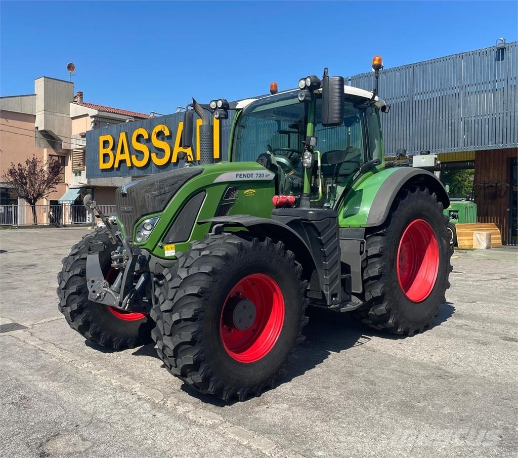Fendt 720 VARIO Traktorer