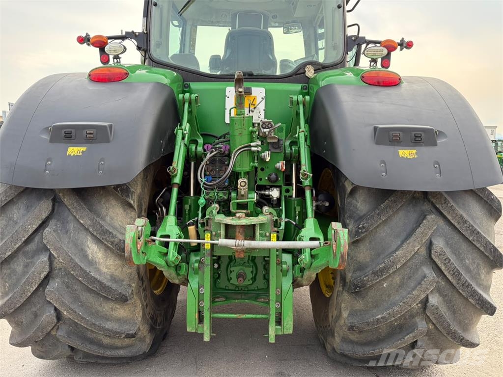 John Deere 8345 R Traktori