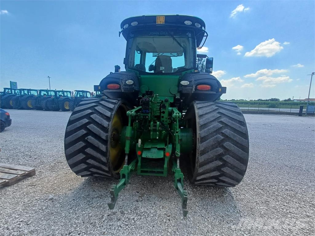 John Deere 8370 RT Traktori