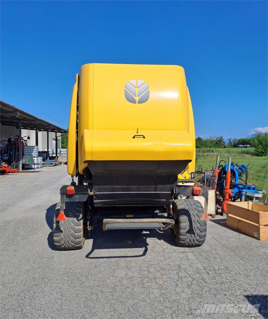 New Holland ROTOPRESSA ROLL-BELT 180 Autres accessoires pour matériel forestier