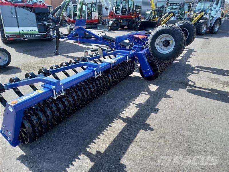 Dal-Bo Minimax 830 55cm Snowflake. Valjarji