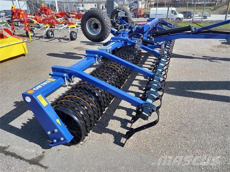 Dal-Bo Minimax 830 55cm Snowflake. Valjarji