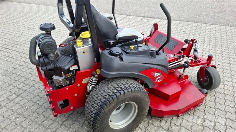Ferris ZT 3200 IS Самохідні газонокосарки