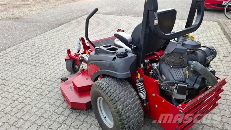 Ferris ZT 3200 IS Самохідні газонокосарки