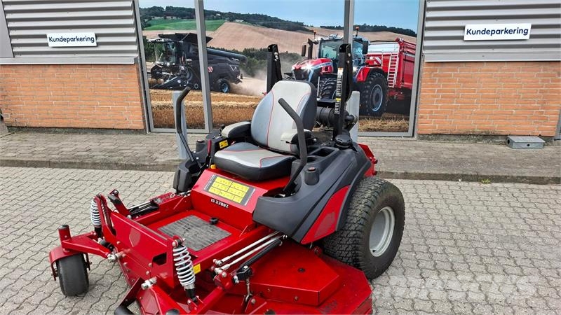 Ferris ZT 3200 IS Самохідні газонокосарки