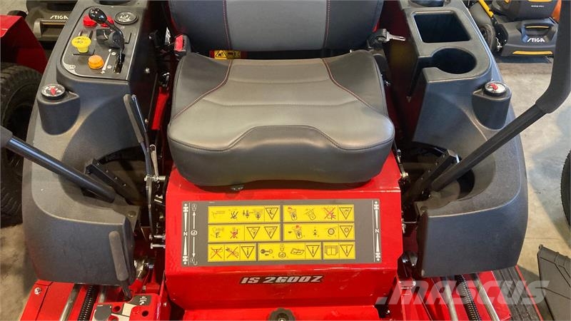 Ferris ZT2600 IS Stage V - Diesel - 155 cm Päältäajettavat ruohonleikkurit