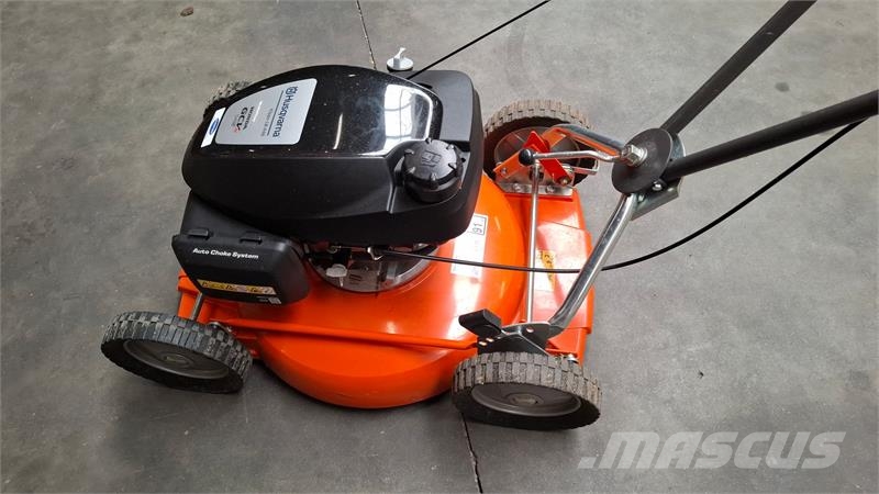Husqvarna Klippo LB 448. Traktorske kosilice