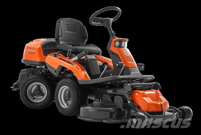 Husqvarna R 216T AWD inkl. 103 cm klippebord Trattorini tagliaerba
