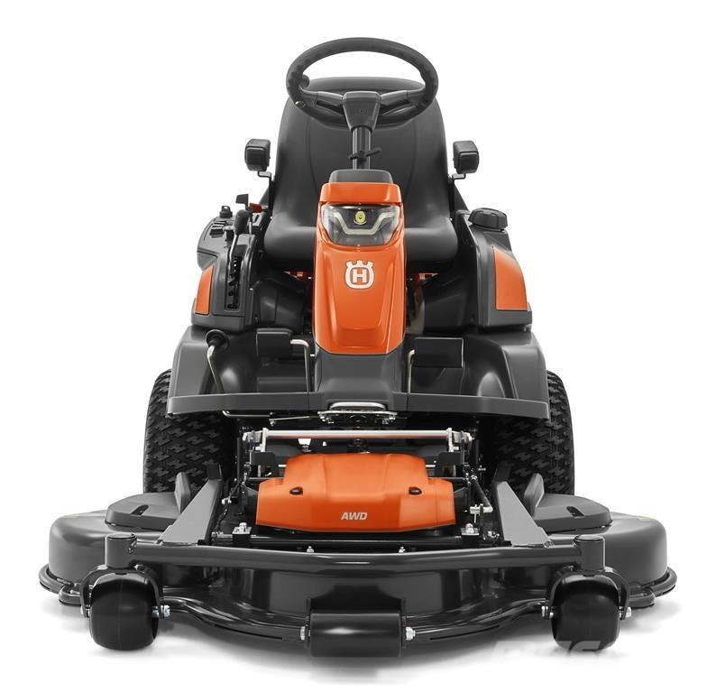 Husqvarna R 420TsX AWD inkl. 122 cm Combi klipperbord Ráülős fűnyírók