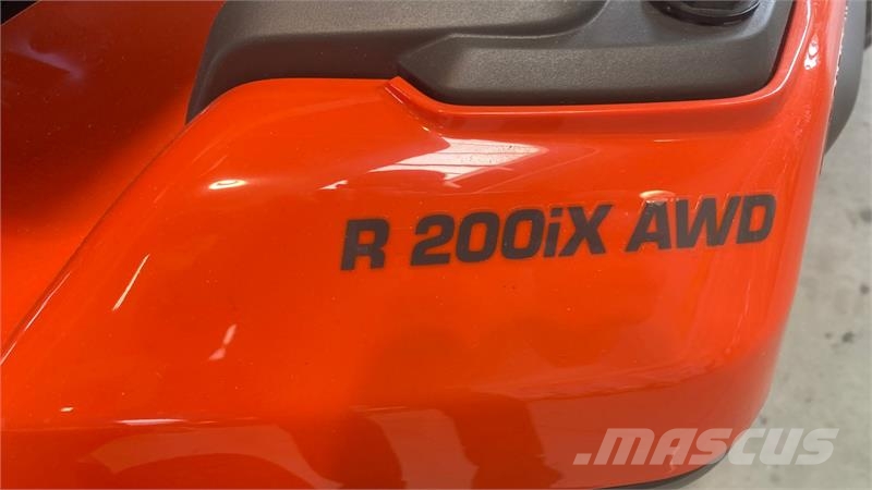 Husqvarna R200IX AWD Long Range Elektrisk Traktorske kosilice
