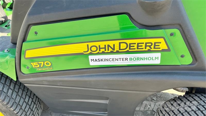 John Deere 1570 Tractores corta-césped