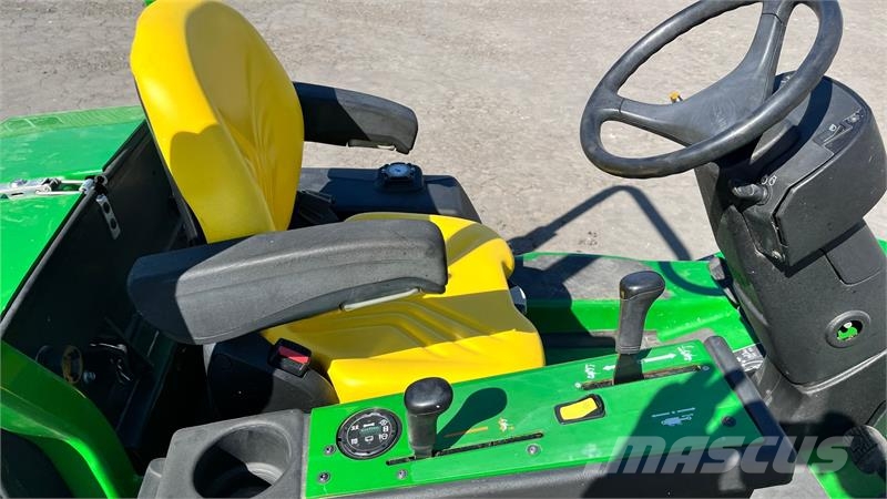 John Deere 1570 Tractores corta-césped