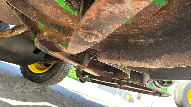 John Deere 1570 Tractores corta-césped