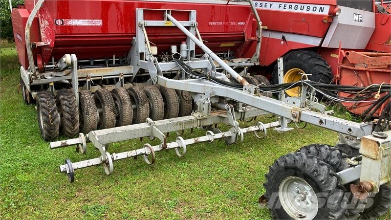 Kongskilde DEMETER MULTISEED 4000 Taladros