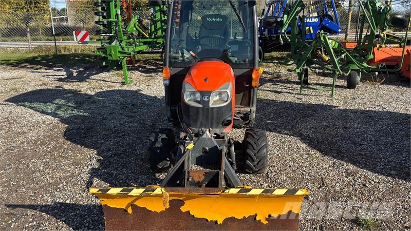 Kubota BX231 inkl. 130 cm dozer og salter Kompaktni (mali) traktori