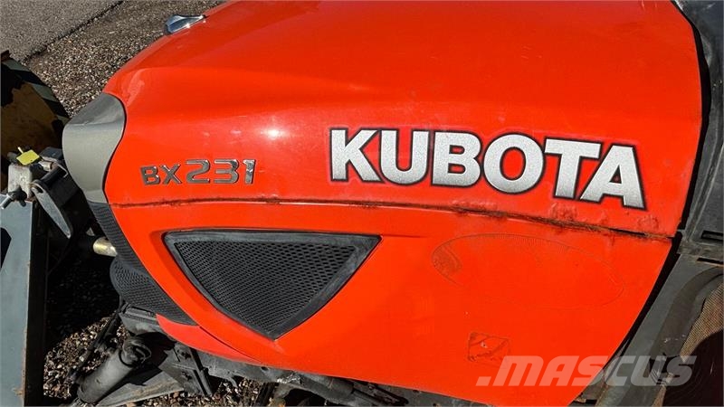 Kubota BX231 inkl. 130 cm dozer og salter Kompaktni (mali) traktori