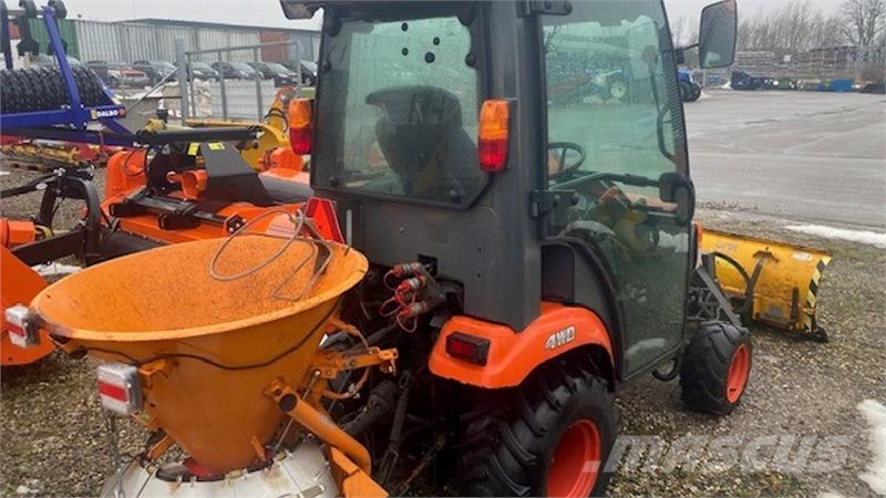 Kubota BX231 inkl. 130 cm dozer og salter Manjši traktorji